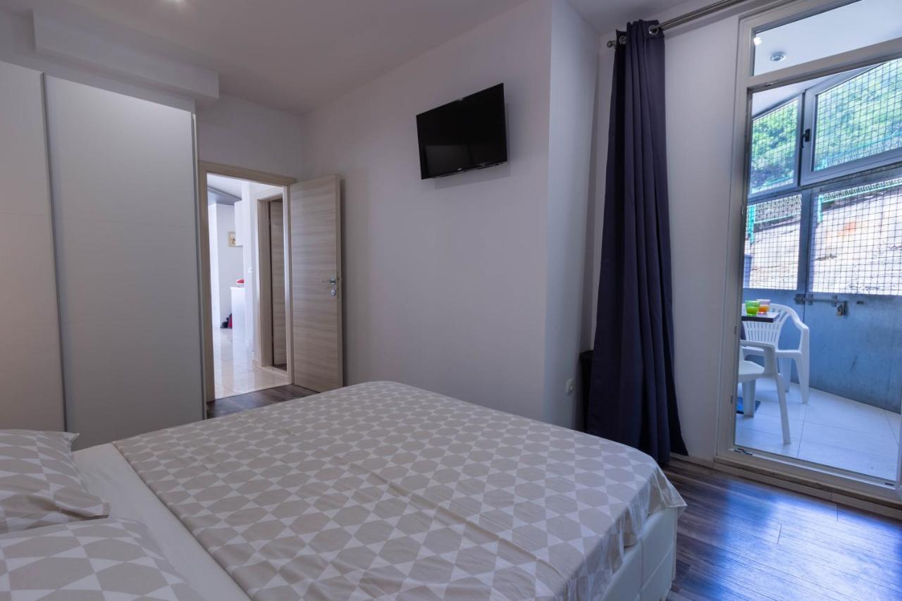 Apartman Dora Podstrana Exterior foto