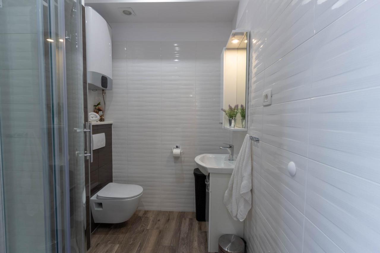 Apartman Dora Podstrana Exterior foto